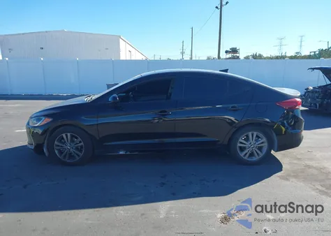 2018 Hyundai Elantra Value Edition z USA, uszkodzony, nr VIN 5NPD84LF9JH357876